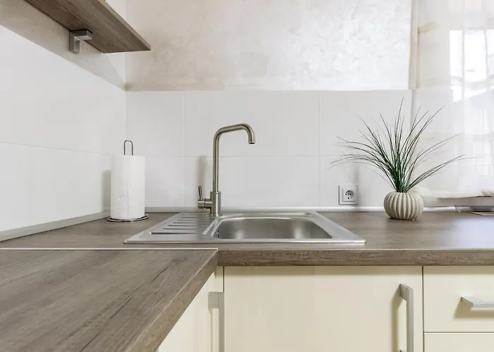 Center Vip Апартаменти